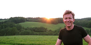 The Kölner Dom, Wise Men Relics, and Pharma Social Media